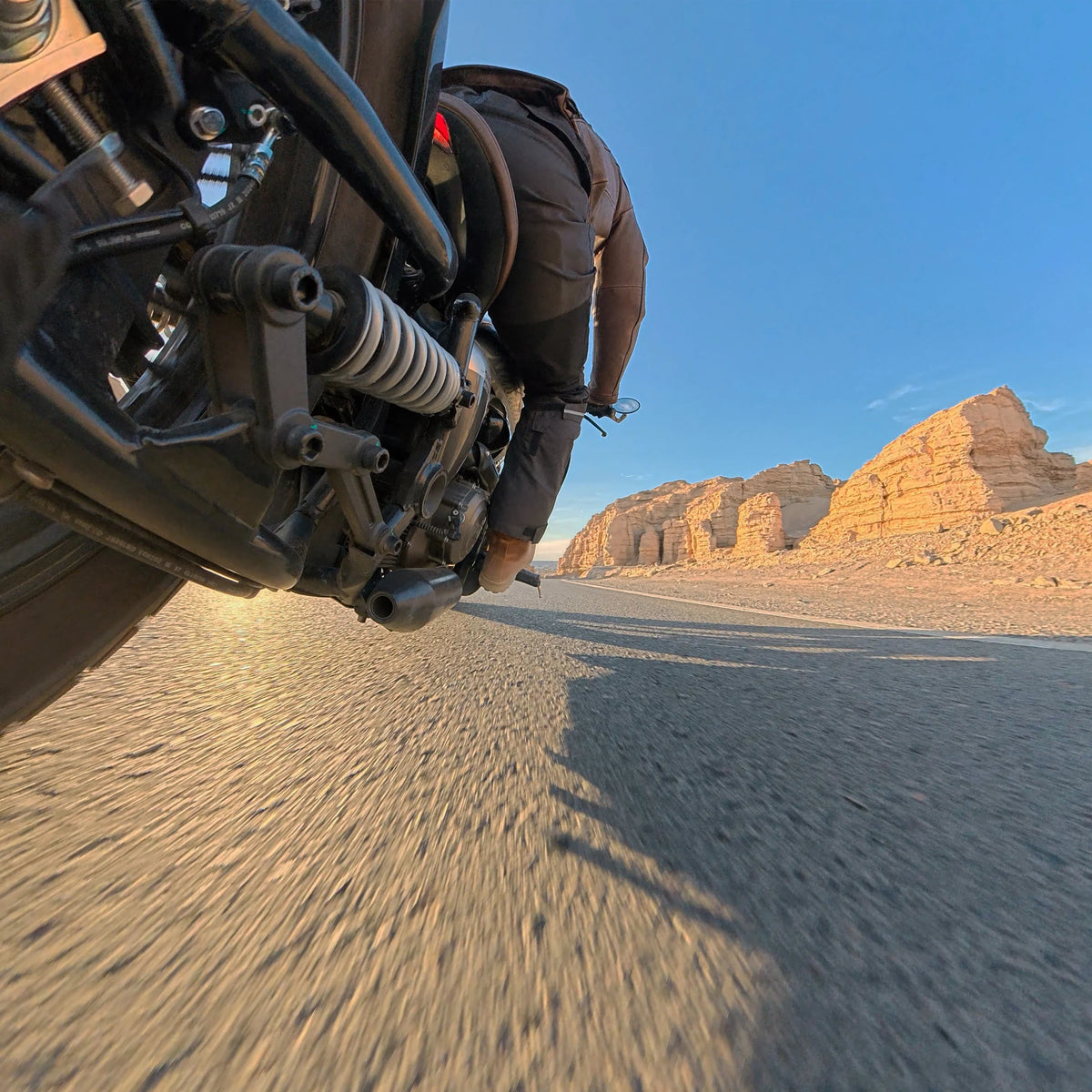 DJI Osmo 360 II motorcycle sample with HorizonSteady on and the horizon level